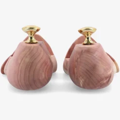 Cedar Shoe Trees | Taft