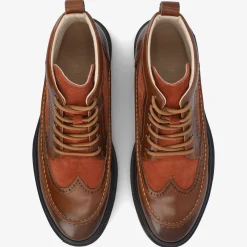 Model 008 Boot In Honey