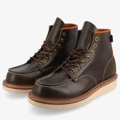 Model 002 Boot In Olive