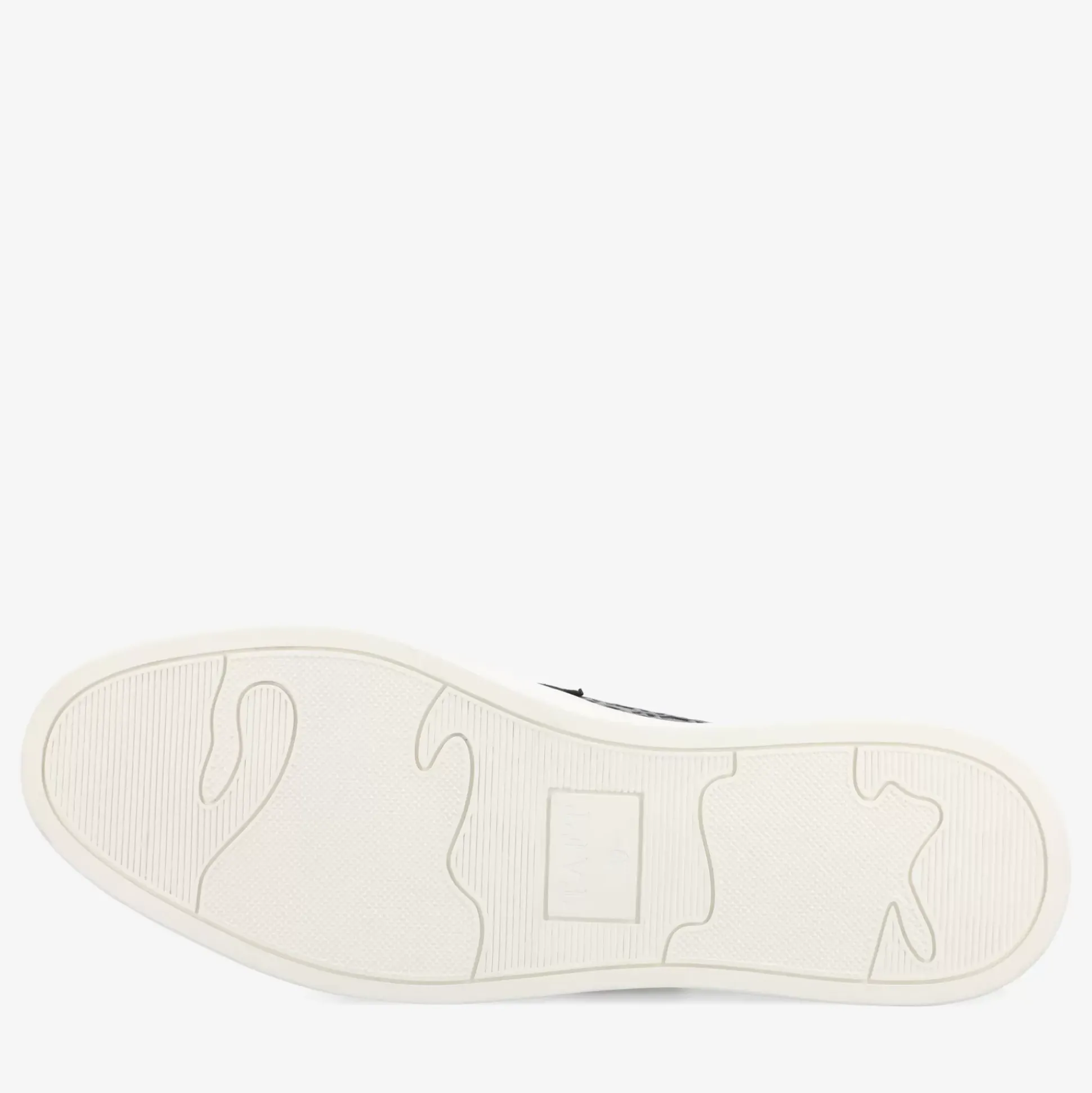 Model 107 Loafer In Black