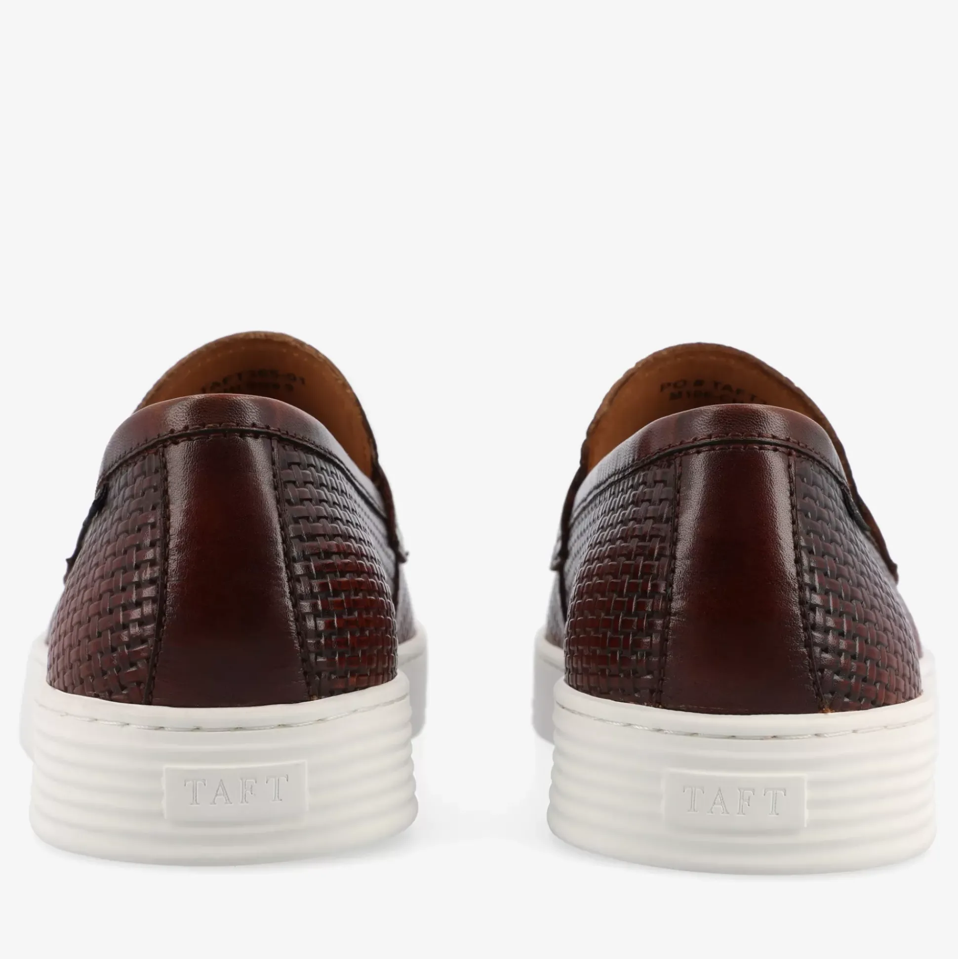 Model 106 Loafer In Chili