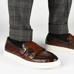 Model 107 Loafer In Chocolate