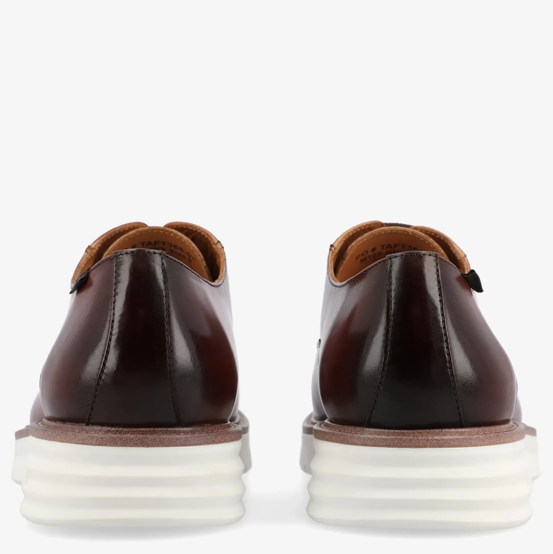 Model 102 Shoe In Honey