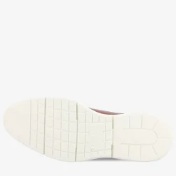 Model 102 Shoe In Honey