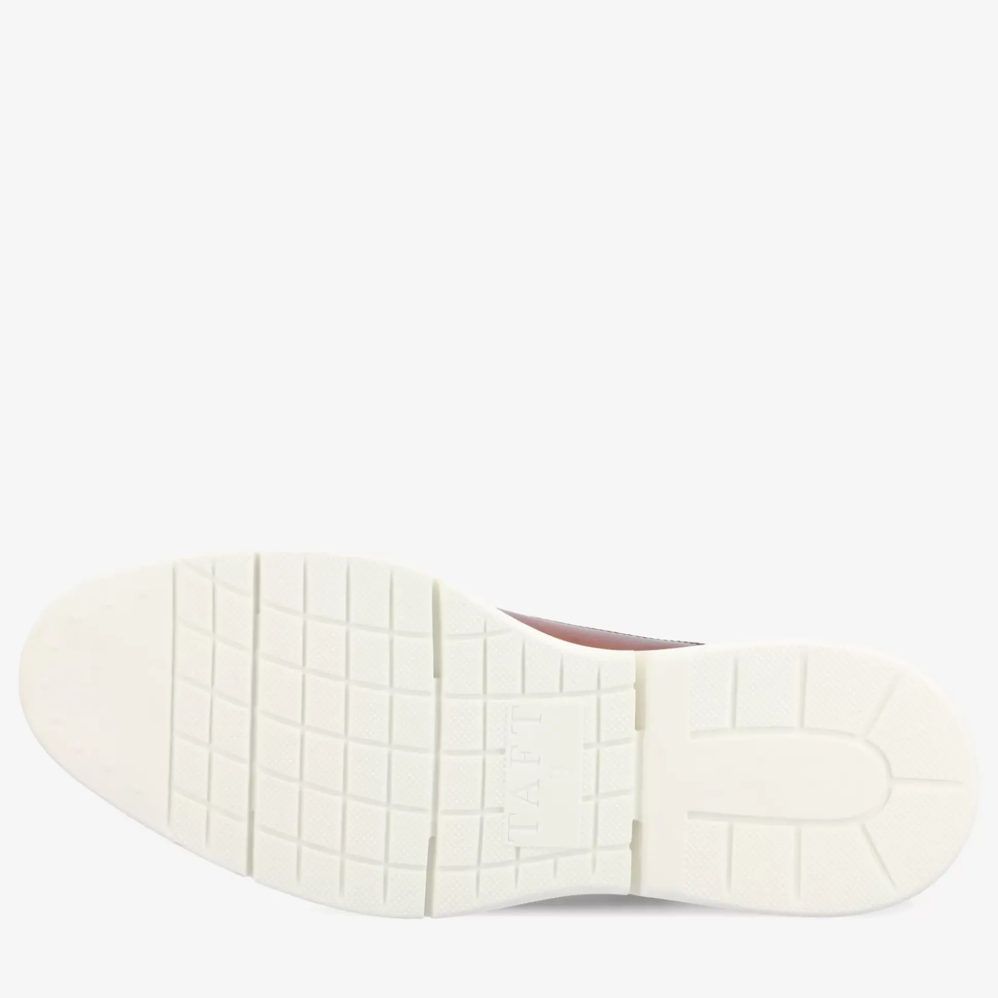 Model 102 Shoe In Honey