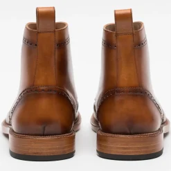 The Mack Boot In Burnt Honey Vachetta Leather | Taft